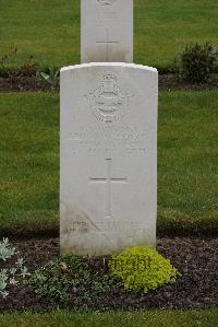 Harrogate (Stonefall) Cemetery - MacPherson, Charles Edward Henry Cardew